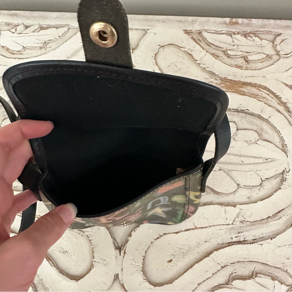 Dooney & Bourke Black Crayon Crossbody Bag - Picture 3 of 3